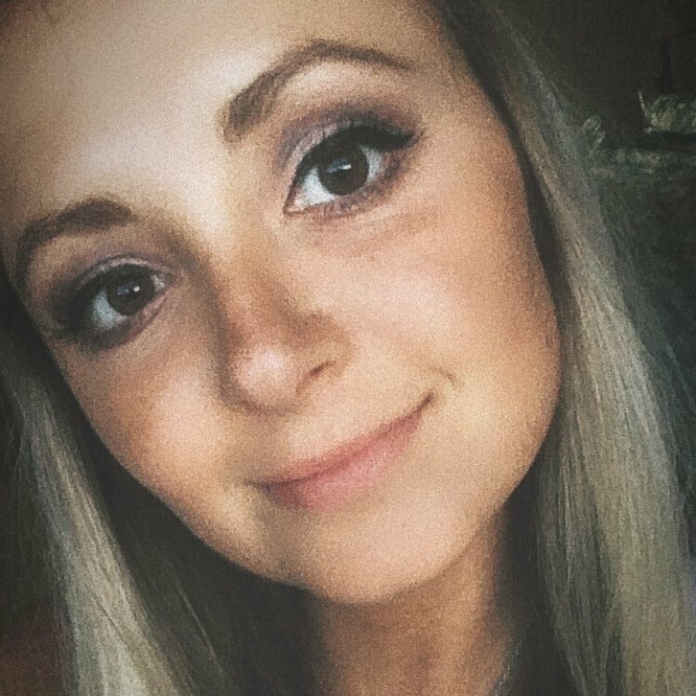 Meet your Posher, Ashlie